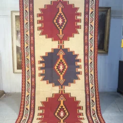 Oriental Hand-made Wool Rug