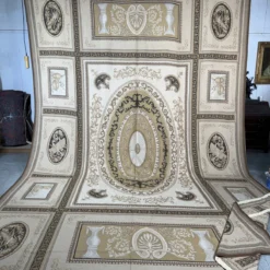 Oriental Hand-made Wool Rug